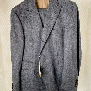 Brunello Cucinelli: Men’s Suit